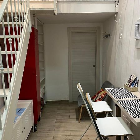 La Casina Di Lia In Via Dei Tribunali เนเปิลส์ ภายนอก รูปภาพ